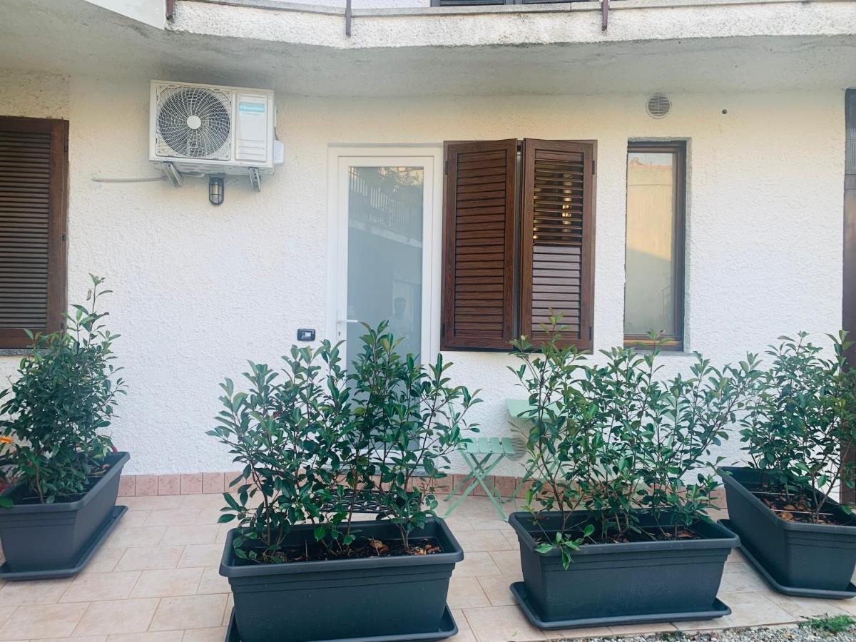 Il Cortiletto Apartment Somma Lombardo Bagian luar foto