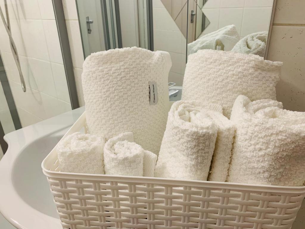 Il Cortiletto Apartment Somma Lombardo Bagian luar foto